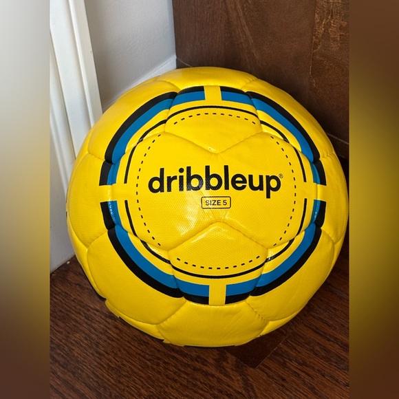 Dribbleup smart soccer ball size 5 - Picture 1 of 4